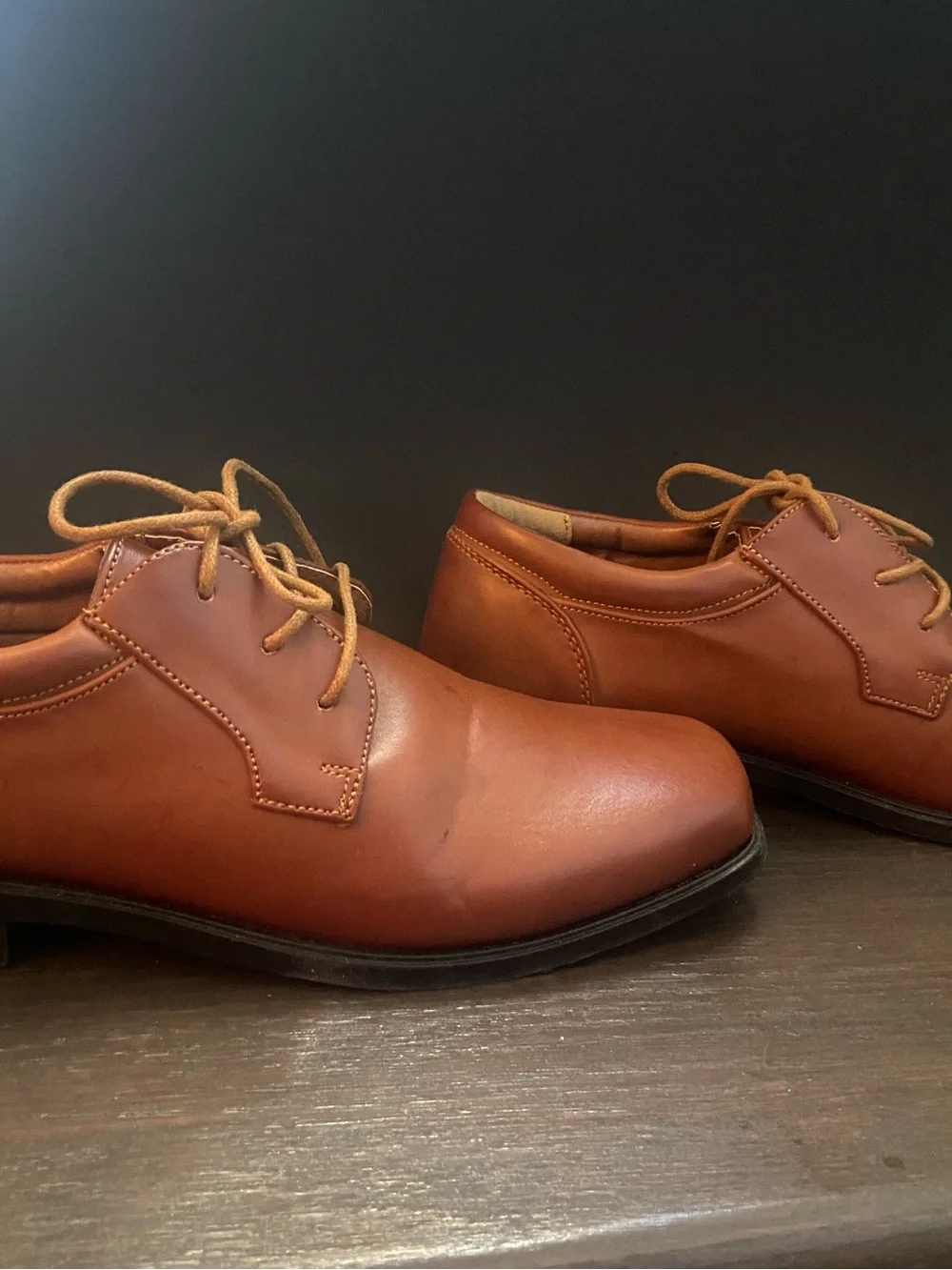 Classic Men's Brown Leather Derby Shoes